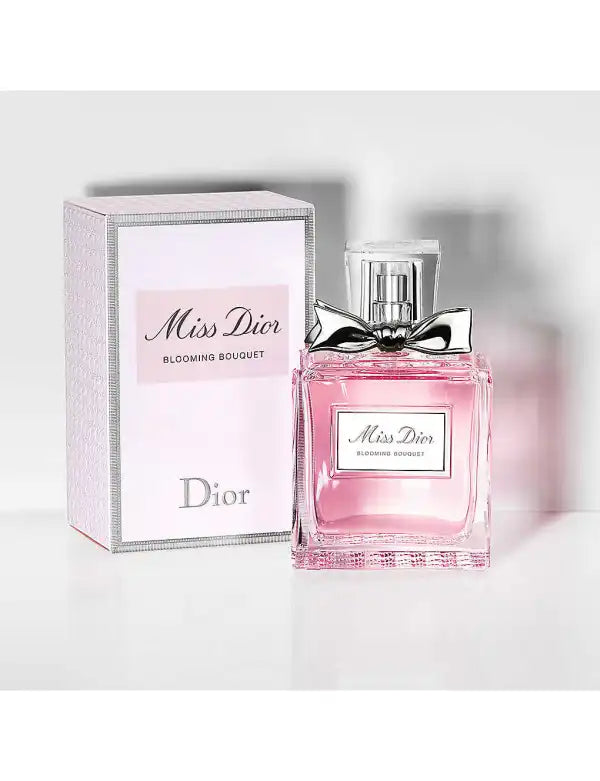 Miss Dior Blooming Bouquet EDT – delicate floral scent with peony and white musk.