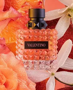 Valentino Donna Born in Roma Eau de Parfum pink studded bottle