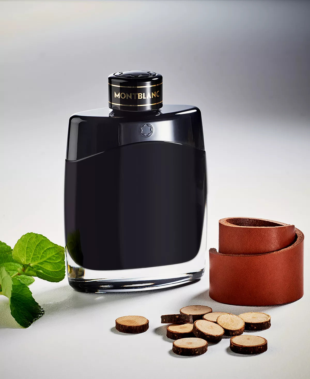 Legend Eau de Parfum – classic and timeless men’s fragrance bottle