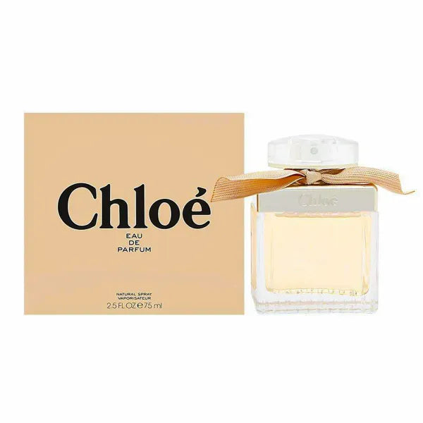 Chloé Eau de Parfum with delicate rose and peony floral notes for an elegant feminine aroma.
