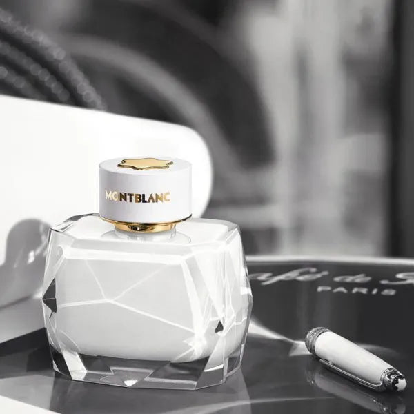 Montblanc Signature Eau de Parfum Spray for Her
