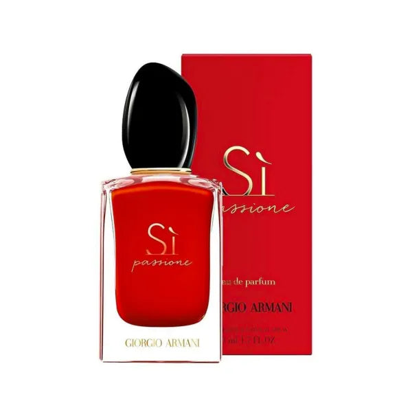 Giorgio Armani Sì Passione – bold women’s perfume with rose, pineapple, and cedarwood
