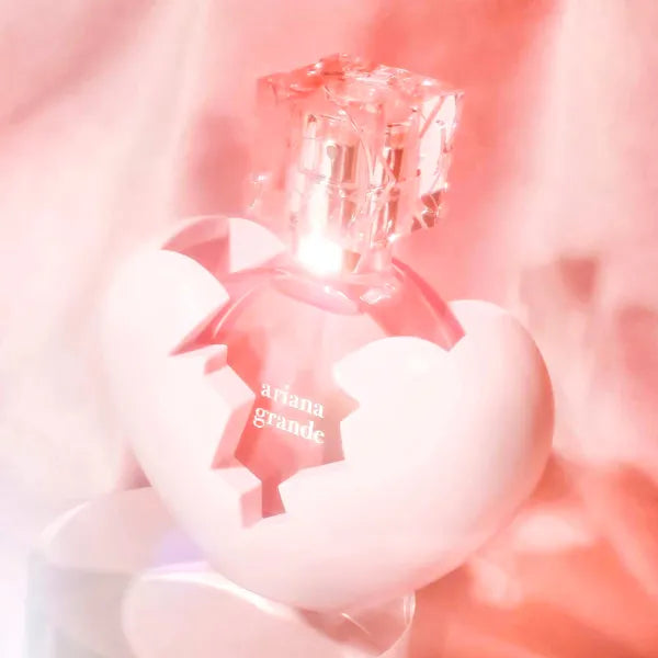 Ariana Grande Thank U, Next Eau de Parfum – sweet and fruity women’s perfume
