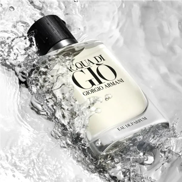 Acqua refreshing and clean aquatic scent
